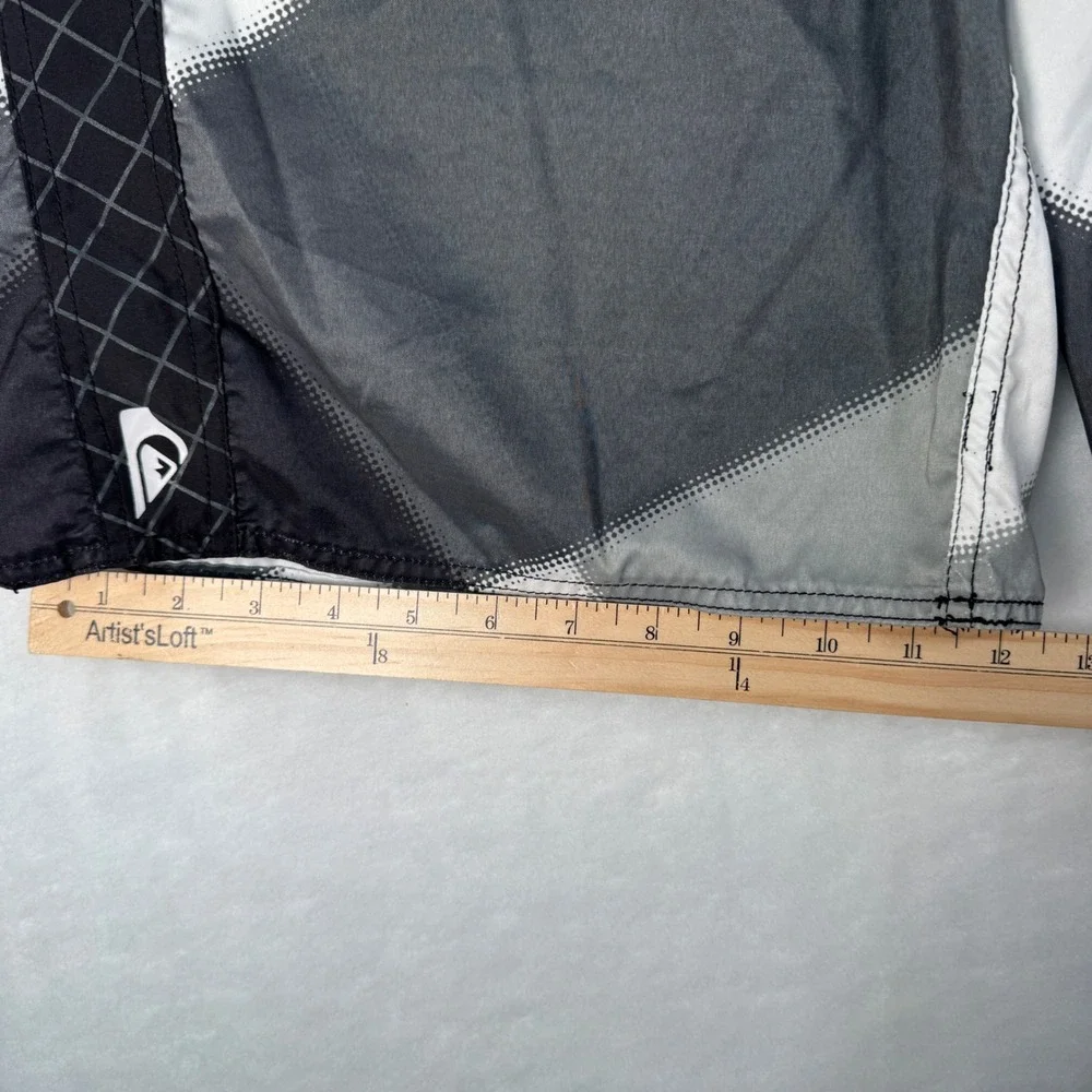 Vintage Quiksilver Neo Fly 2.0 Board Shorts Gray Plaid Surf Swim Men's 36 Y2K L